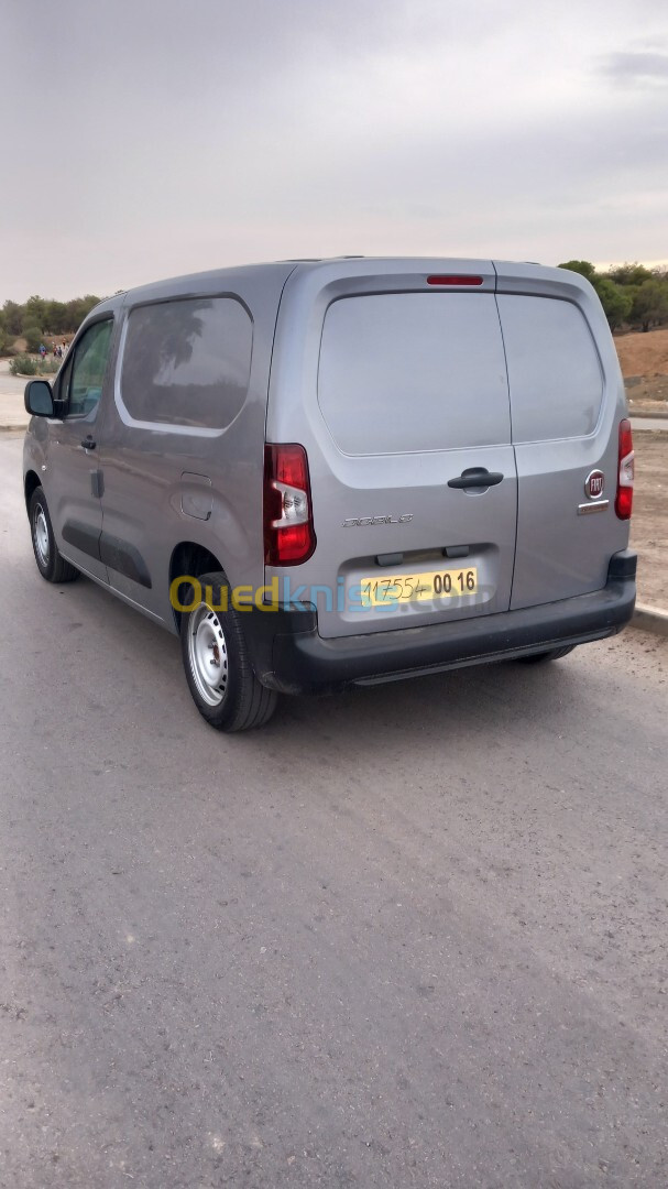 Fiat Doblo 2024 Italie