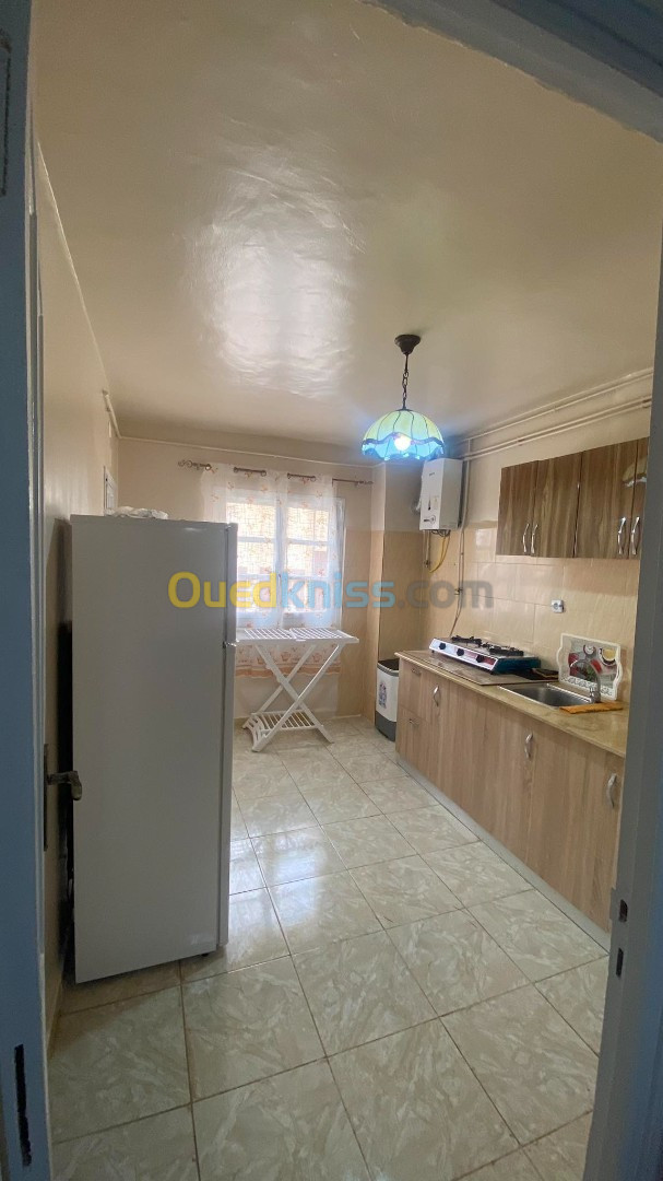 Location vacances Appartement F3 Alger Staoueli