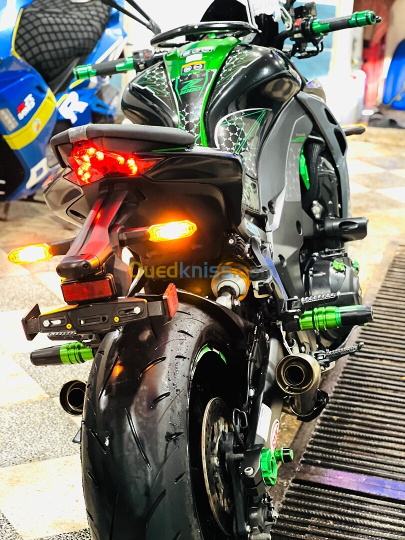 Kawasski z1000 Z1000 Edson R 2020