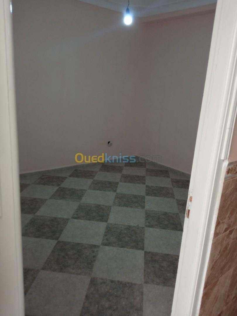 Location Appartement F4 Alger Dar el beida