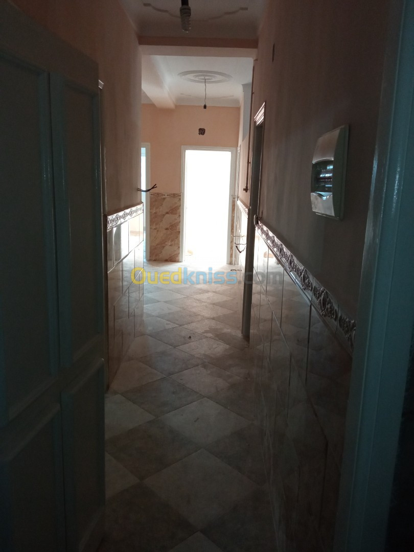 Location Appartement F4 Alger Dar el beida