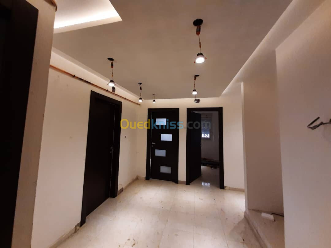 Vente Appartement F5 Alger Bordj el kiffan