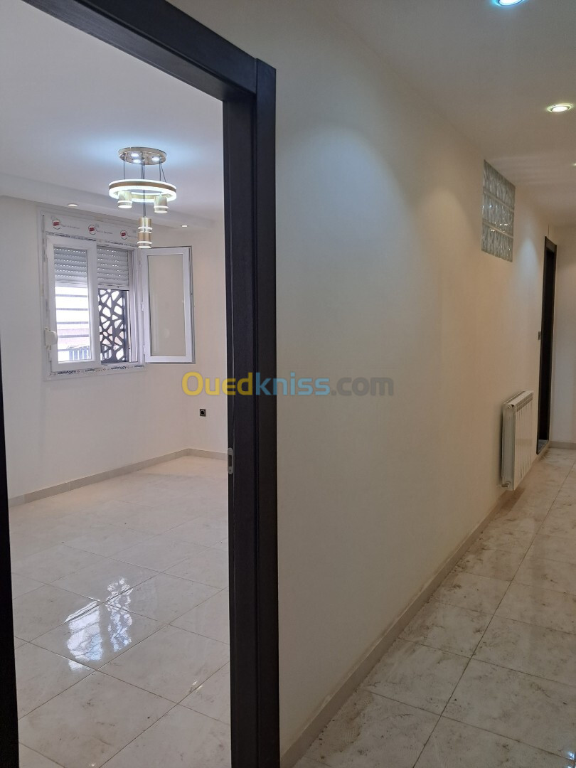 Vente Appartement F5 Alger Bordj el kiffan