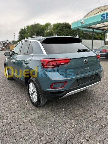 Volkswagen T-roc 2023 Life +