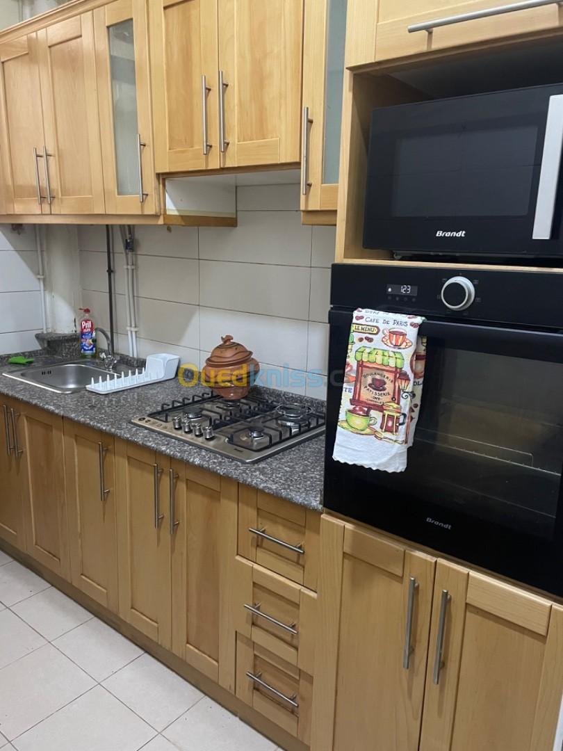 Location vacances Appartement F3 Alger Alger centre