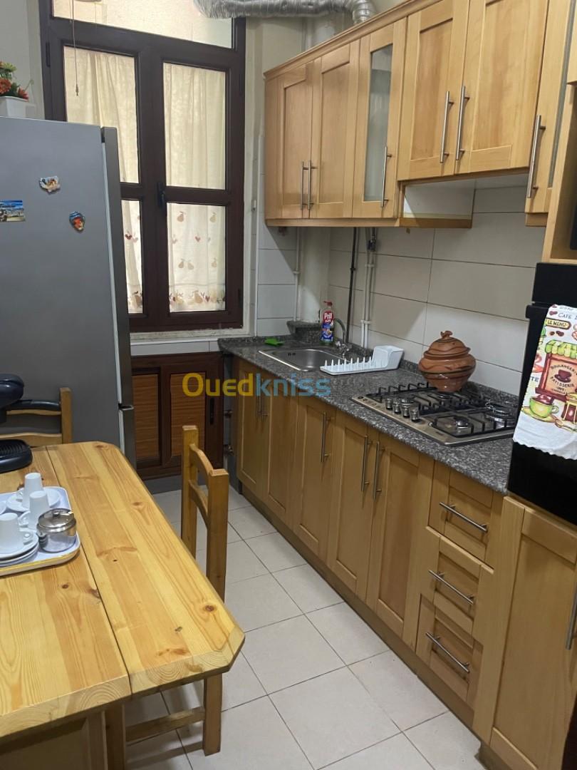 Location vacances Appartement F3 Alger Alger centre