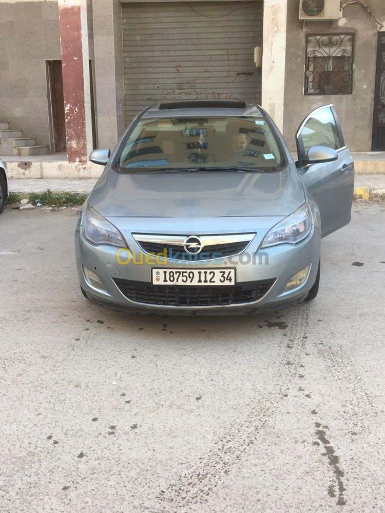 Opel Astra 2012 Astra