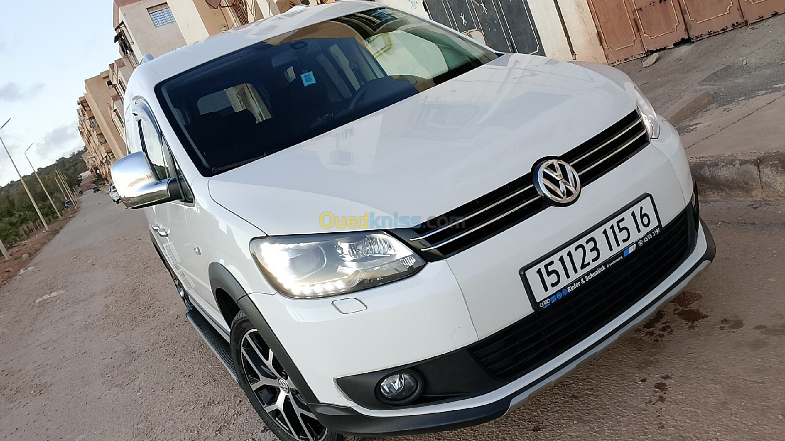 Volkswagen Caddy 2015 Cross