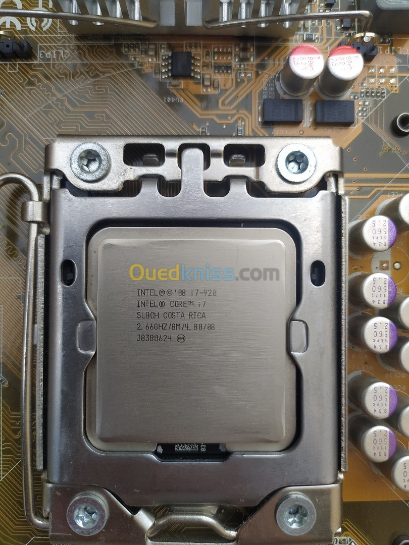 CARTES MERES LGA1366(1ére genération extréme)