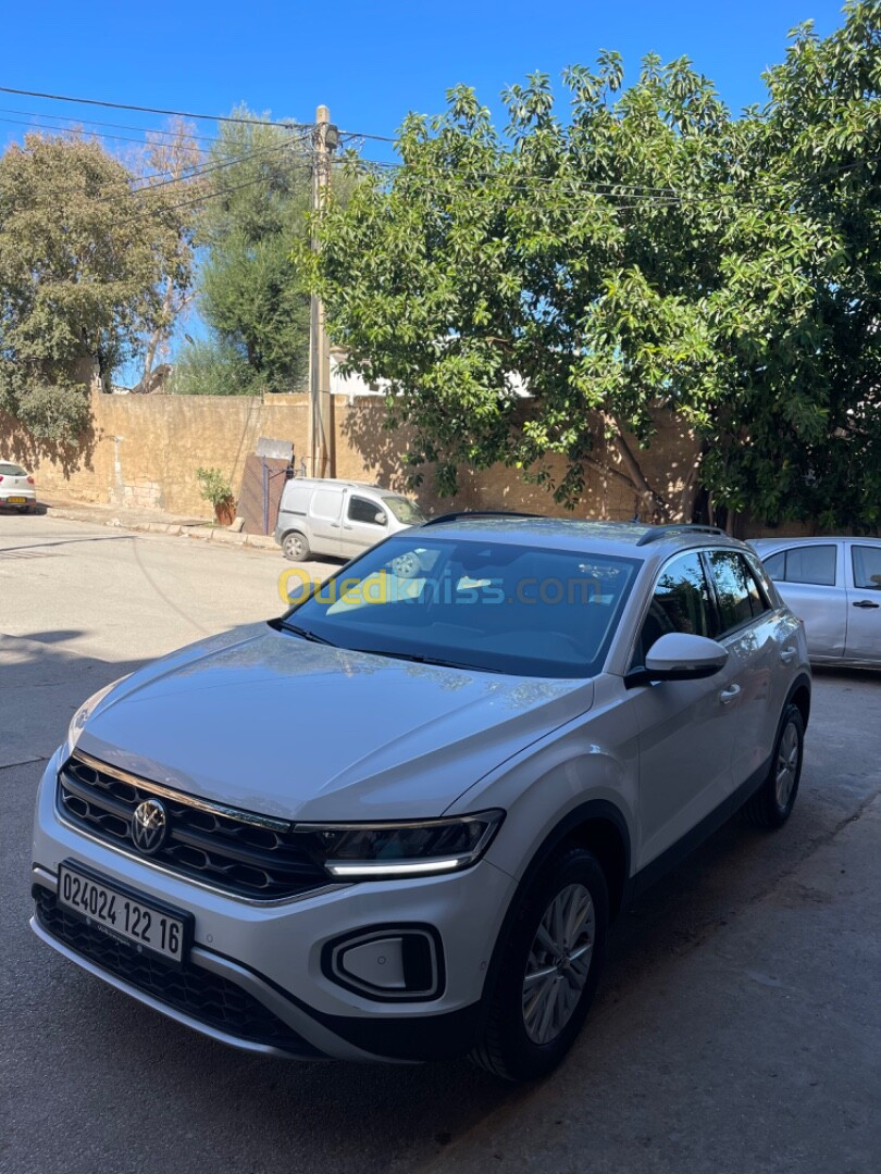 Volkswagen T-Roc 2022 Life