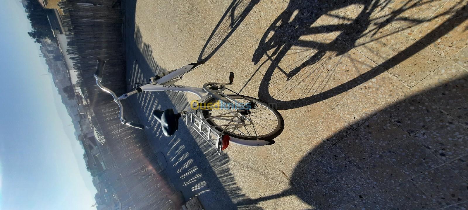 Vélo de discount femme à vendre