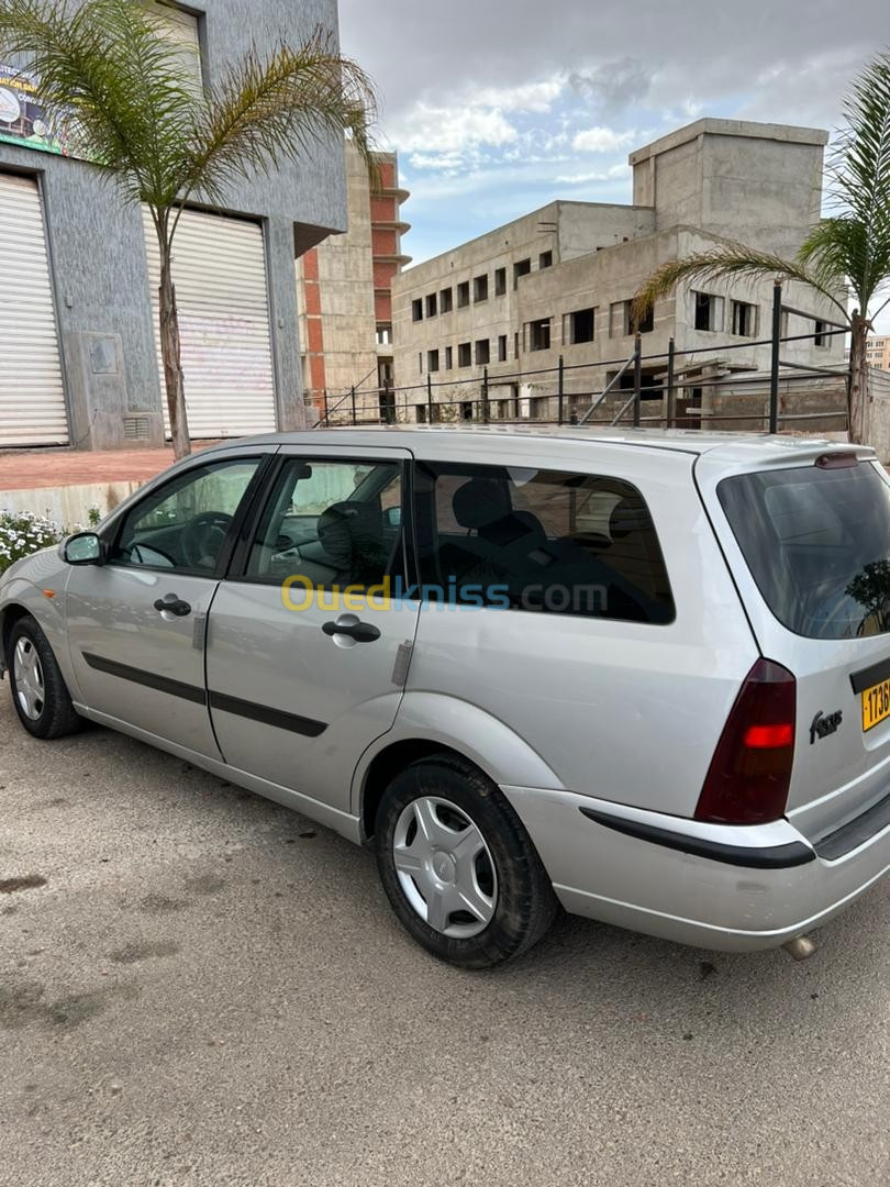 Ford Focus 5 portes 2002 