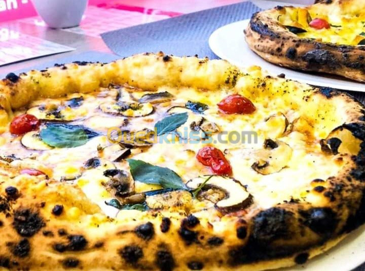 Pizzaiollo ,(pizza napolitaine, américaine,et autre)