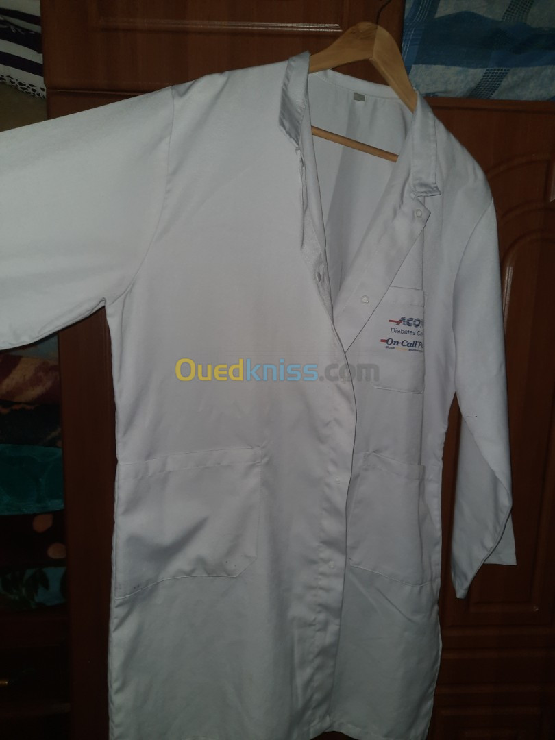 Blouse blanche de laboratoire 