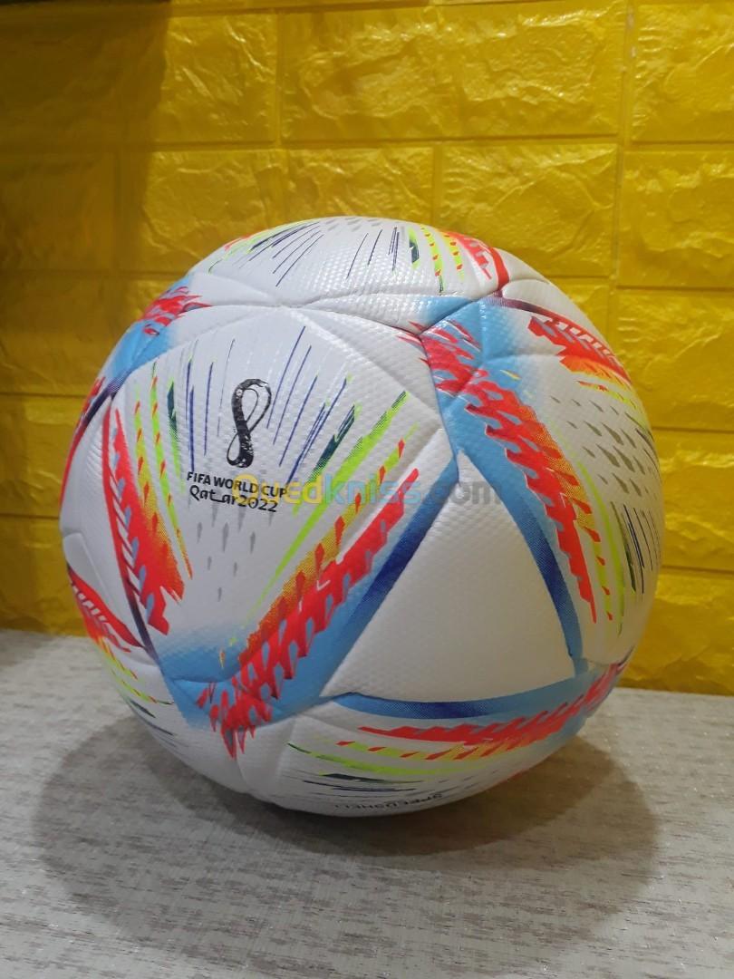 des ballon en foot -ORIGINAL-