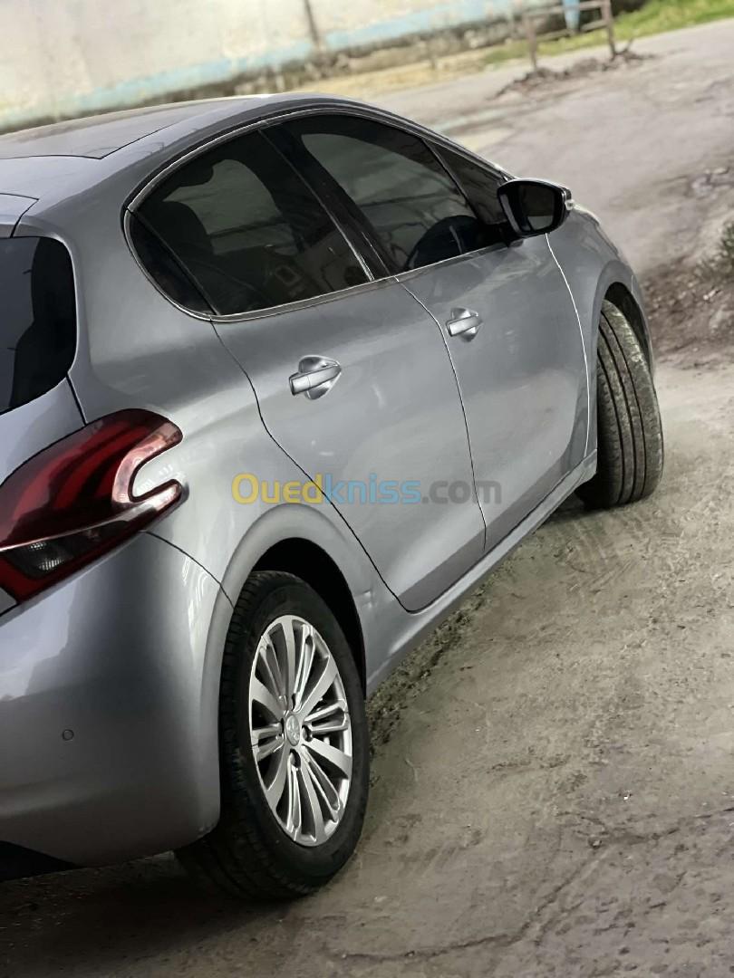 Peugeot 208 2020 Allure Facelift