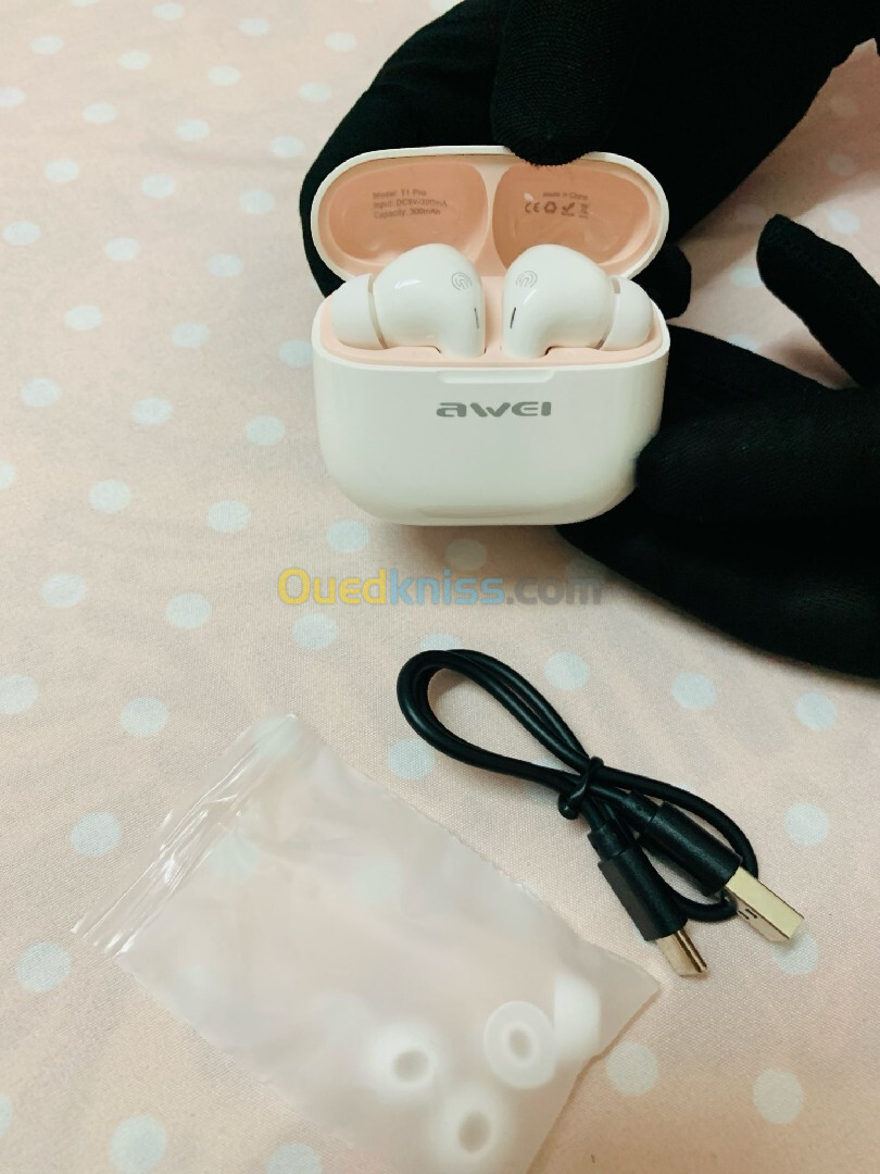 Awei T1Pro (white-pink) écouteurs sans fil Bluetooth 5.3 Hifi stéréo, microphone IPX6 casque étanche