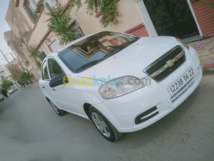 Chevrolet Aveo 4 portes 2014 Avio