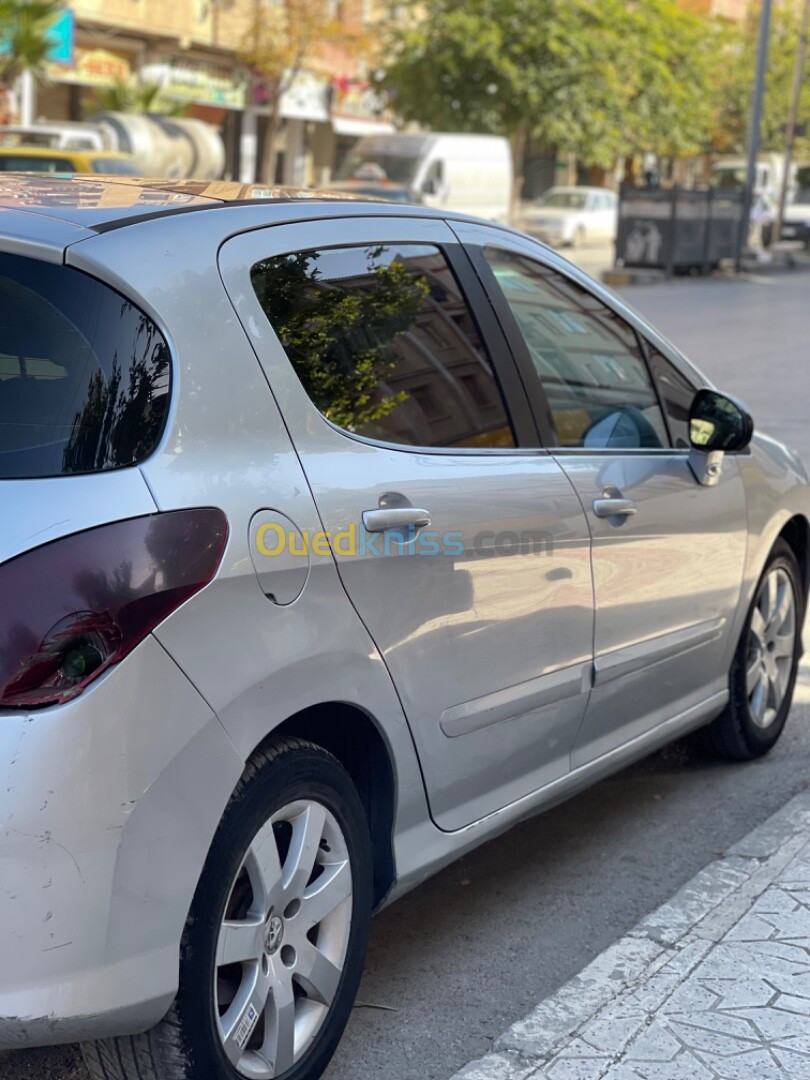 Peugeot 308 2011 308