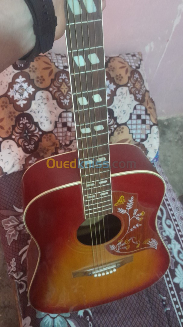 Guitare acoustique 