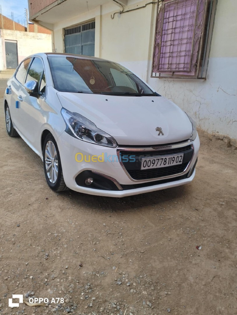 Peugeot 208 2019 Allure Facelift