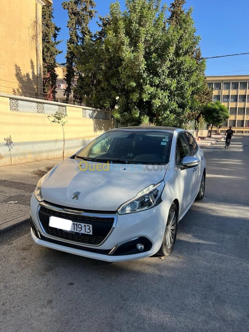 Peugeot 208 2019 Allure