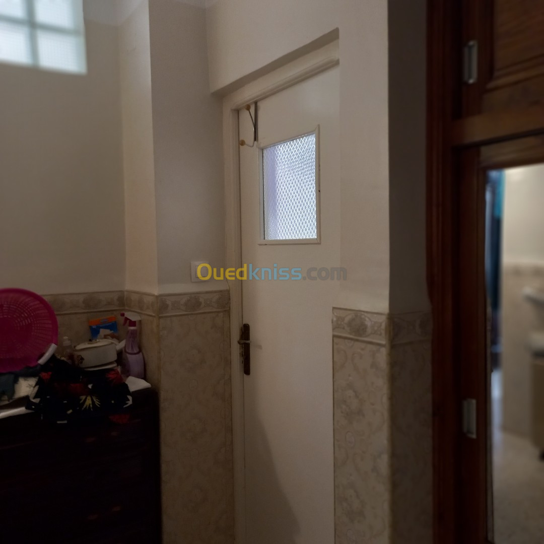 Vente Appartement F3 Alger Ain benian