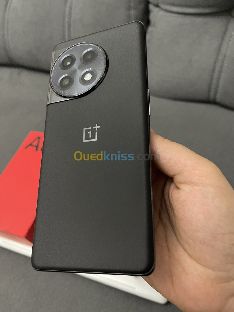 Oneplus Ace 2