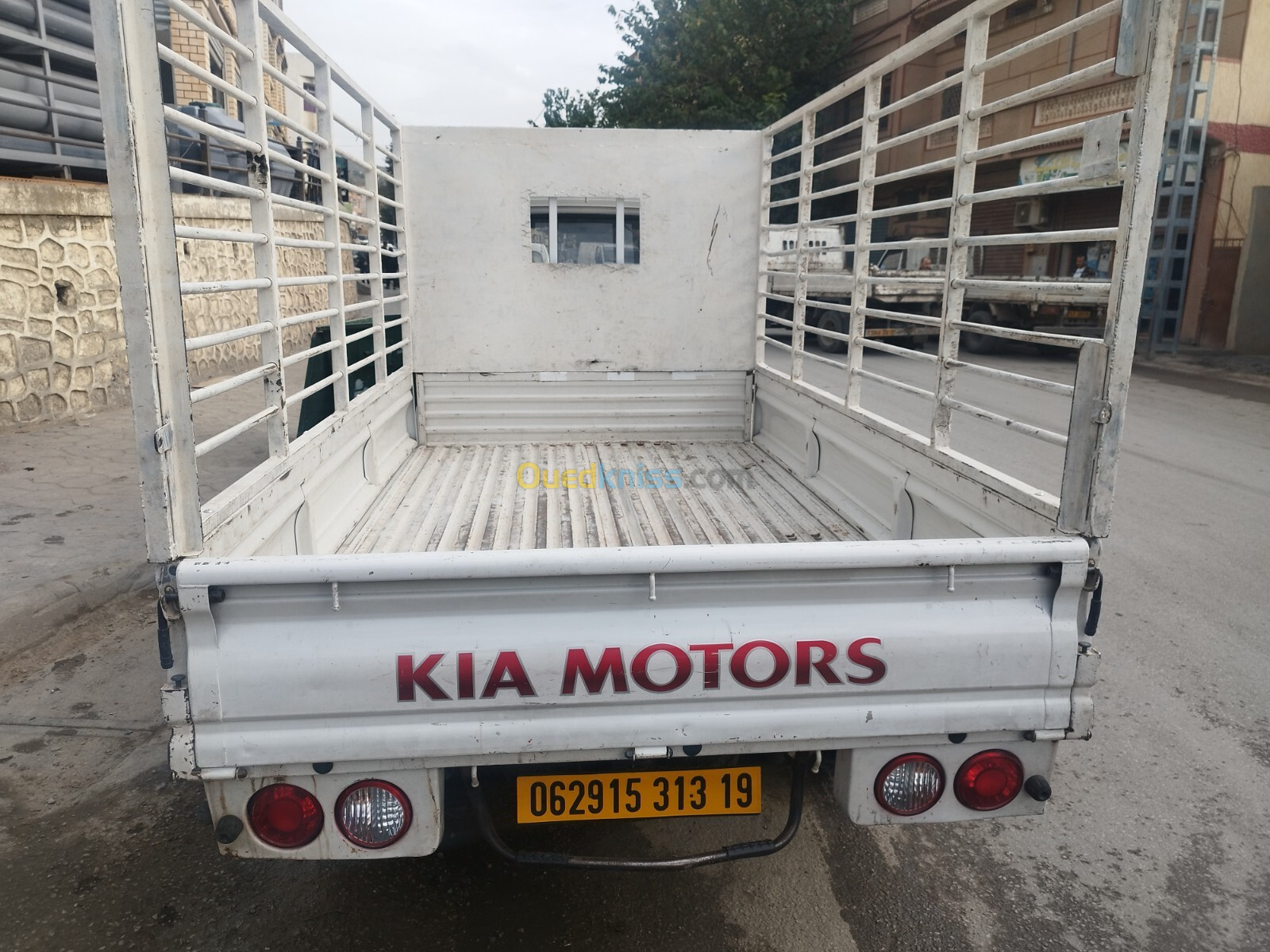 Kia 2700 2013 2700