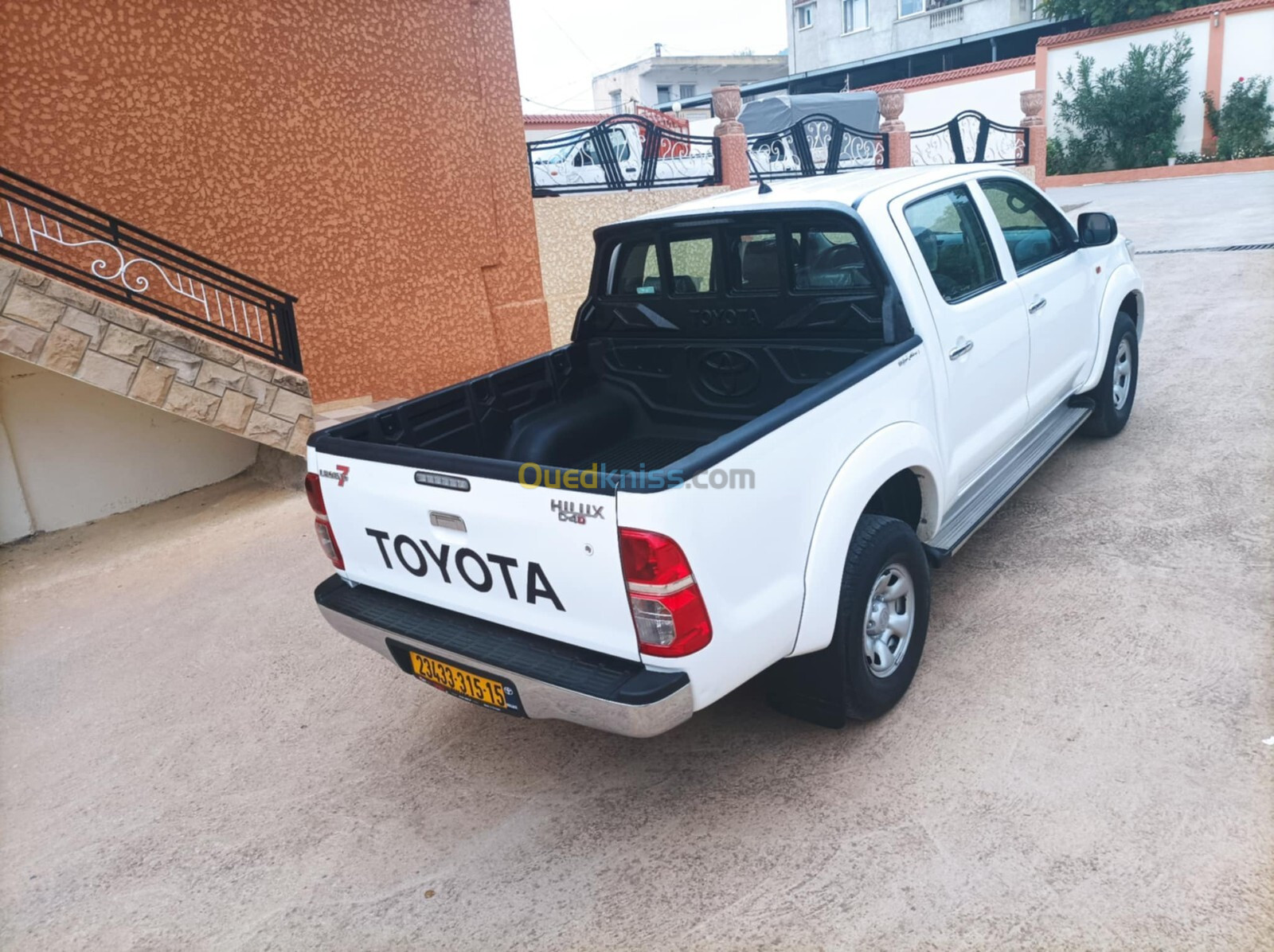 Toyota Hilux 2015 LEGEND DC 4x4 Pack Luxe