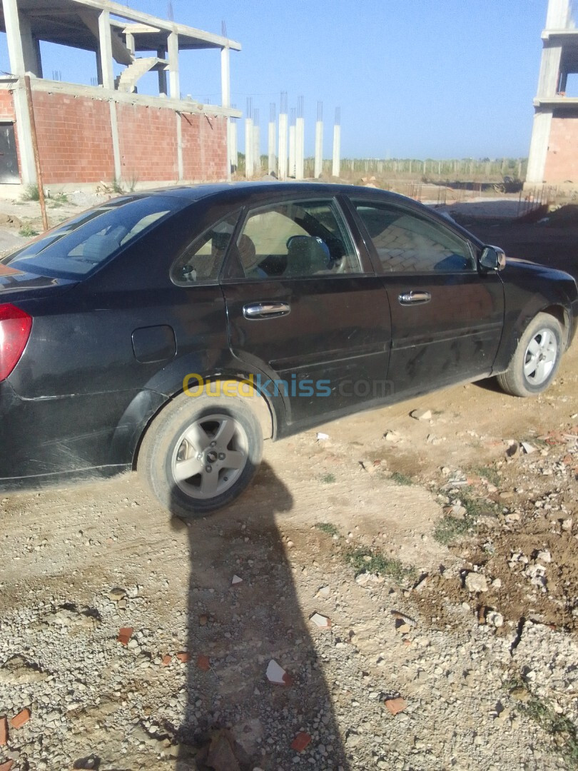 Chevrolet Optra 4 portes 2005 Optra 4 portes