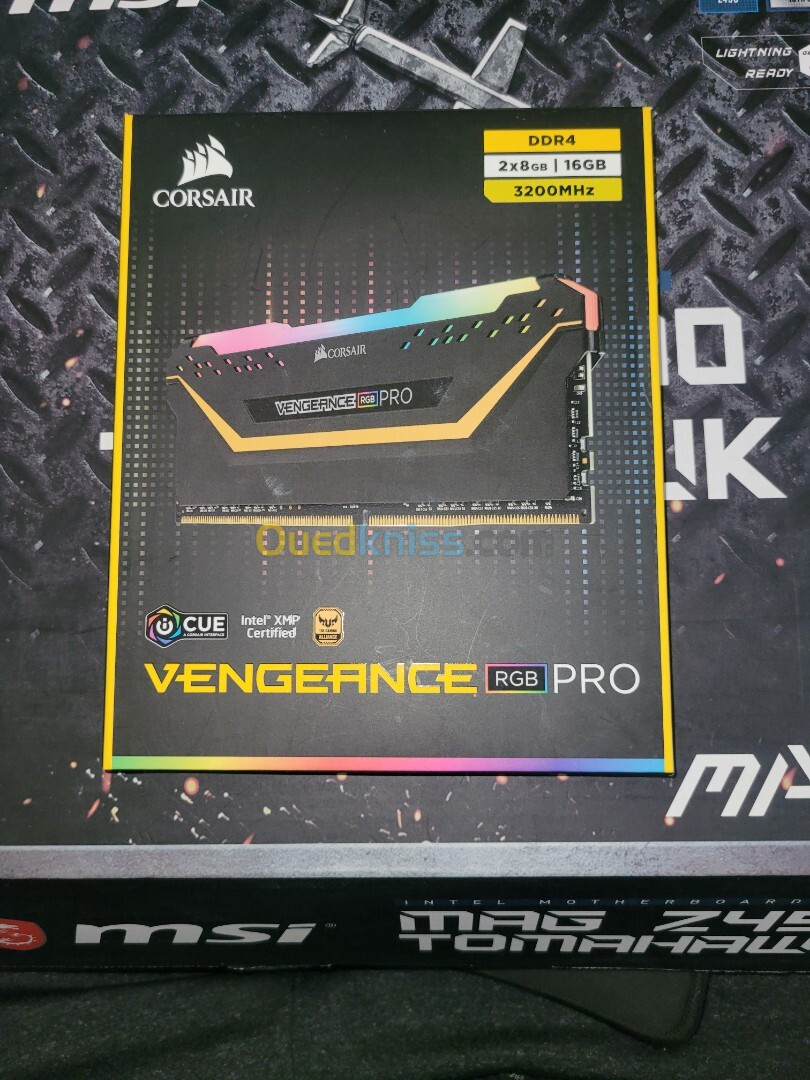 RAM Corsair vengeance RGB 8x2 (16Gb) 3200mhz