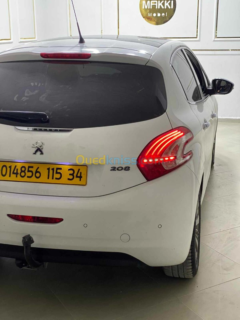 Peugeot 208 2015 Allure