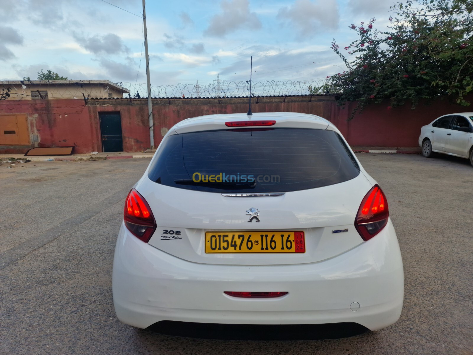 Peugeot 208 2016 Access Facelift