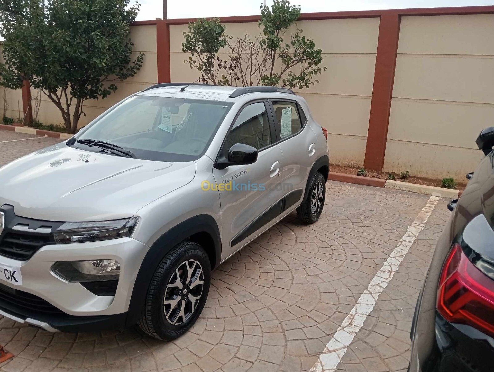 Renault Kwid 2024 Outside