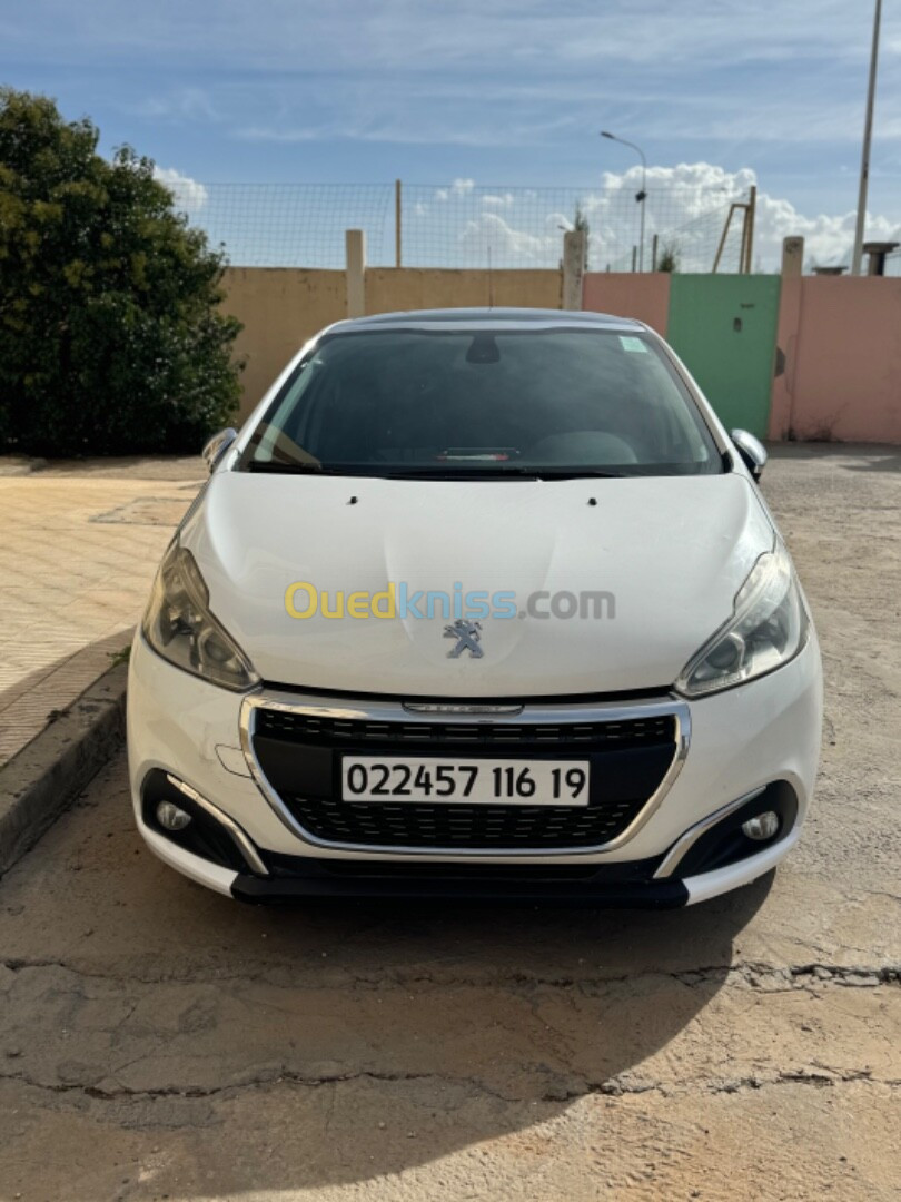 Peugeot 208 2016 Allure Facelift