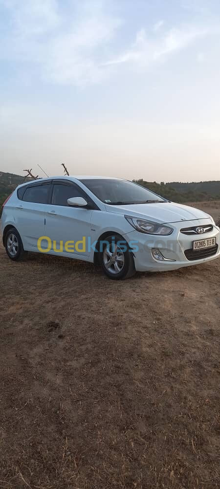 Hyundai Accent RB  5 portes 2013 