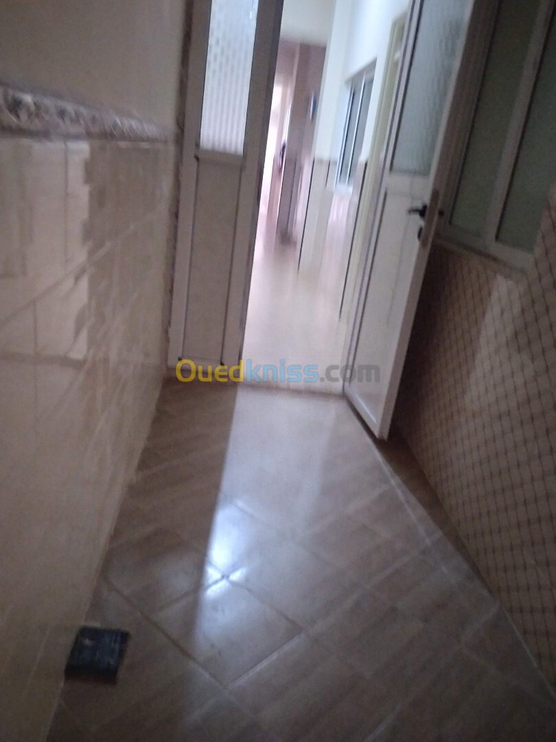 Vente Appartement F8 Aïn Témouchent El malah