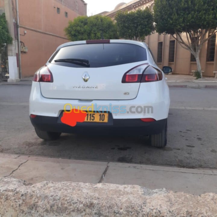 Renault Megane 3 2015 Bose