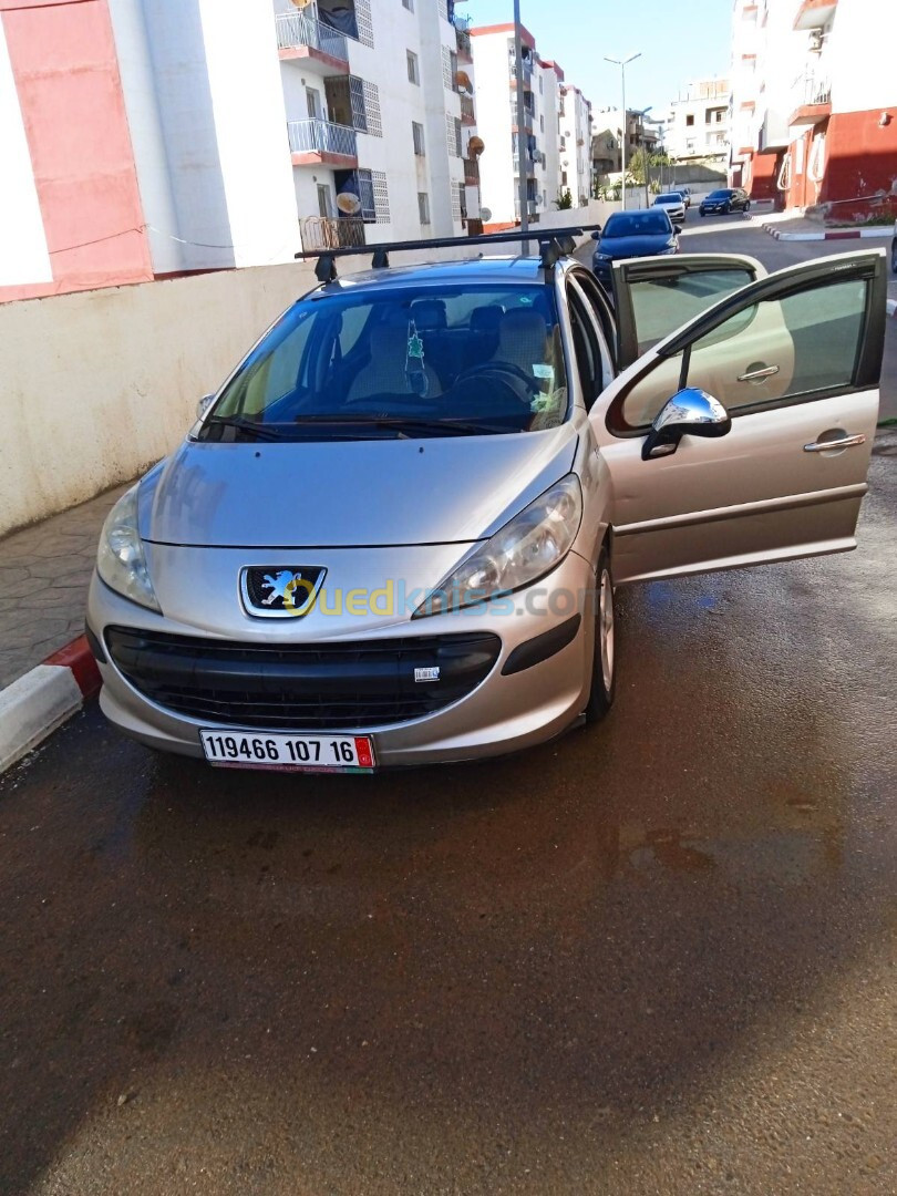 Peugeot 207 2007 