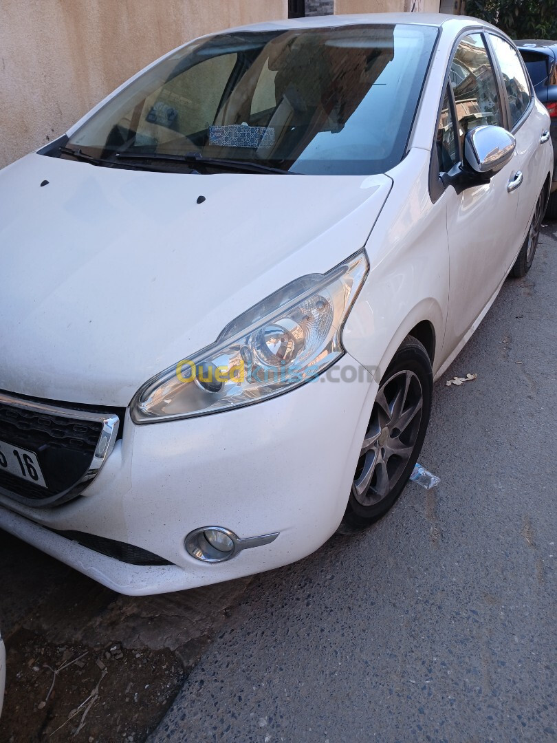 Peugeot 208 2015 Active