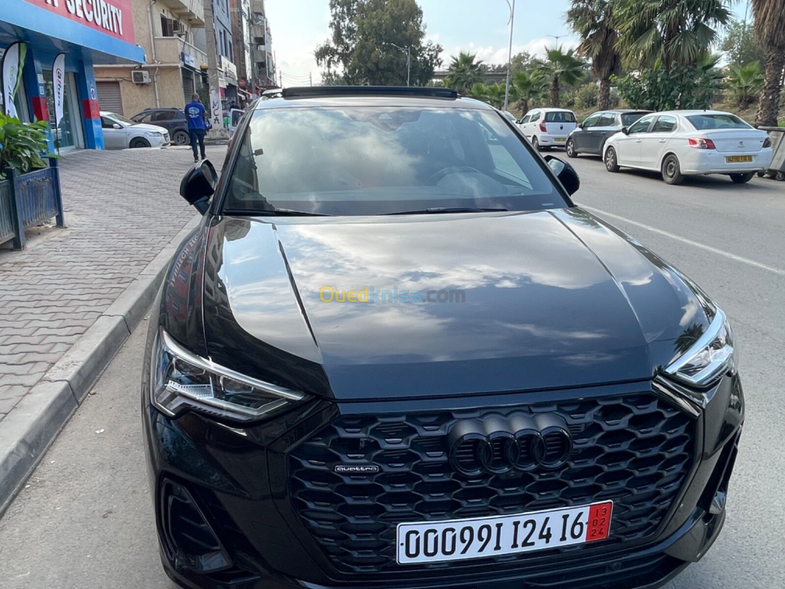 Audi Q3 2024 Sline black black