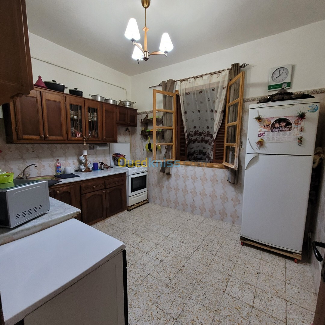 Location Niveau De Villa F6 Blida Larbaa