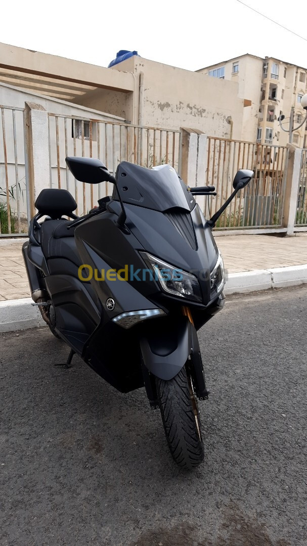 Yamaha Tmax 2016