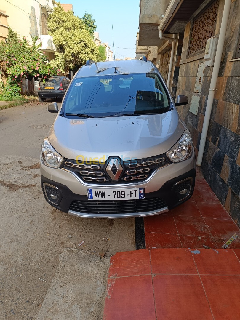 Renault kangoo 2024 stepway