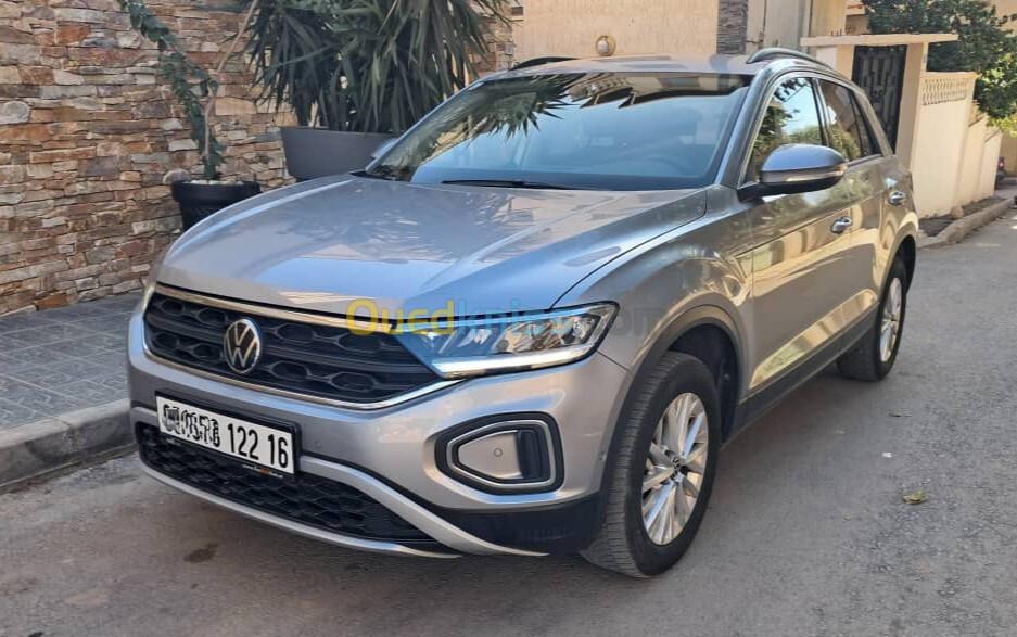 Volkswagen T-Roc 2022 Life+