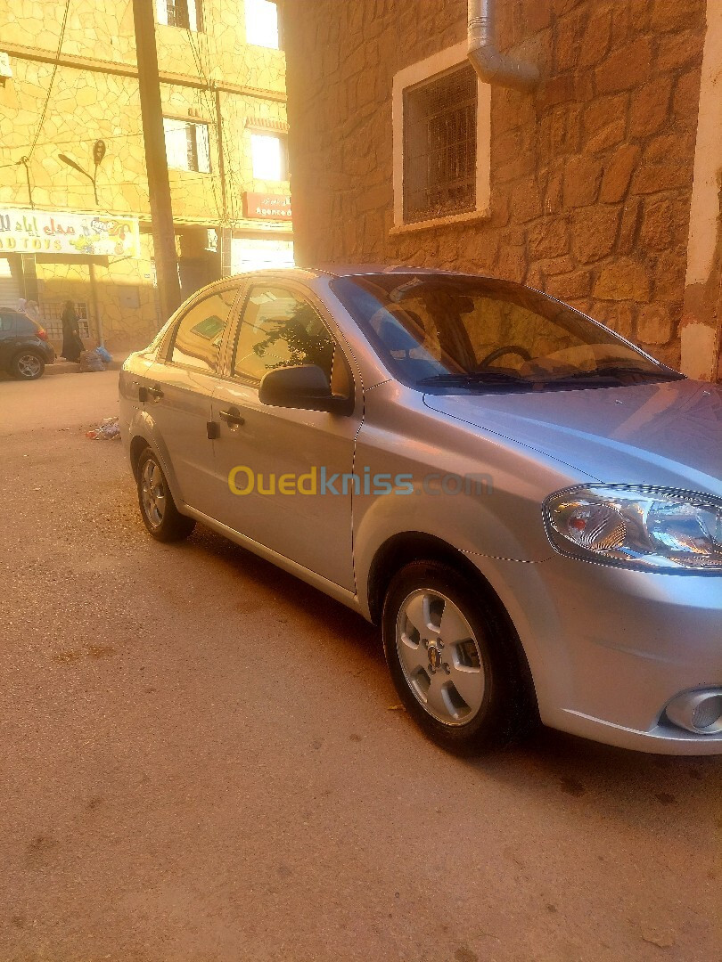 Chevrolet Aveo 4 portes 2015 Elegance Plus