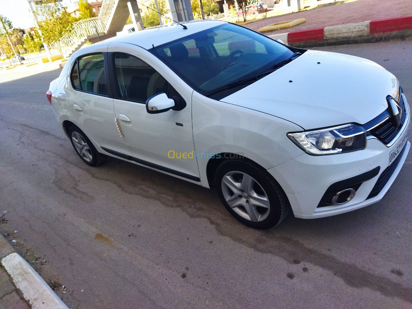 Renault Symbol 2019 White Edition