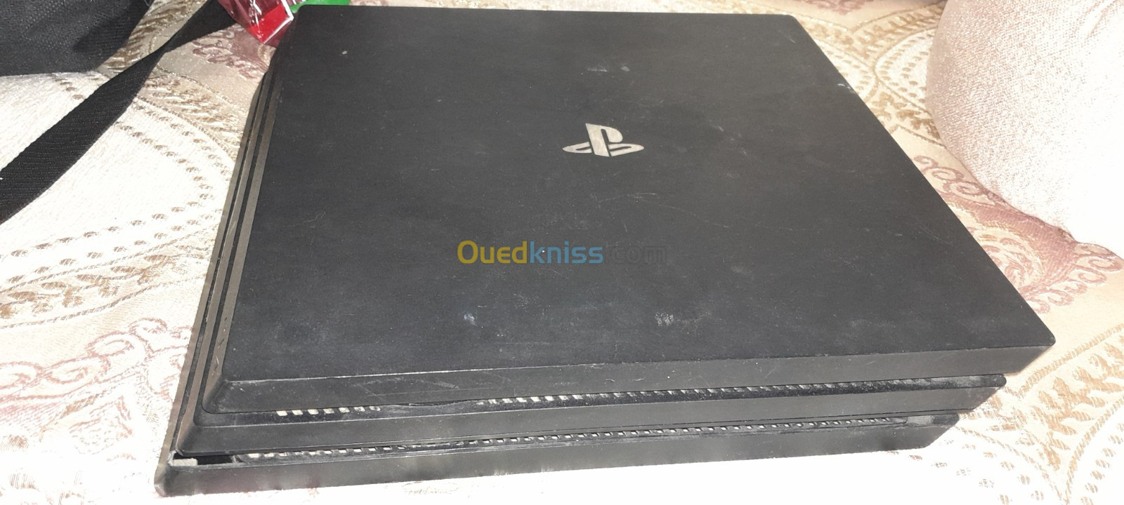 Ps4 pro 1To