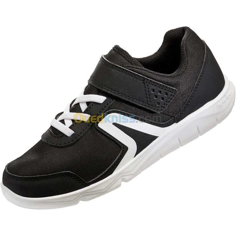 DECATHLON Chaussure enfant à scratch noire PW 100